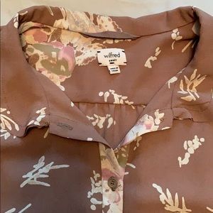 Aritzia Wilfred Blouse